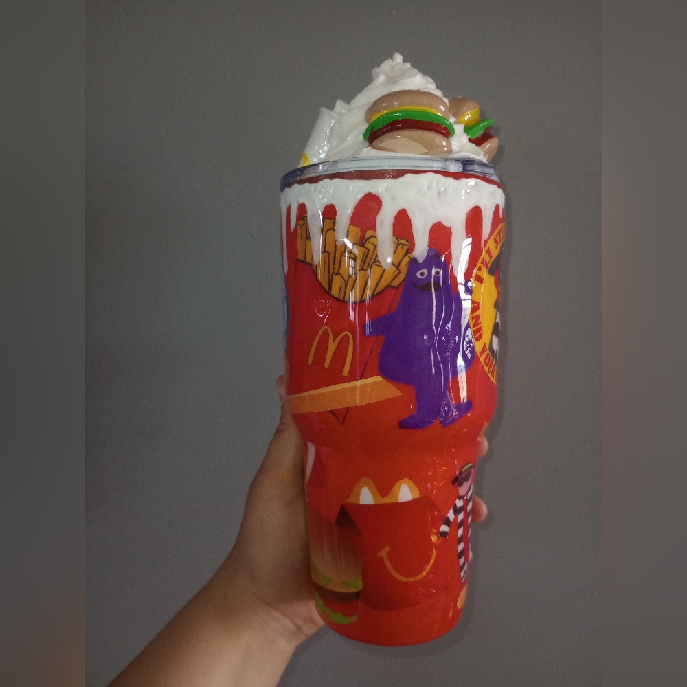 McDonald's 3d tumbler! - Picture 4 of 5